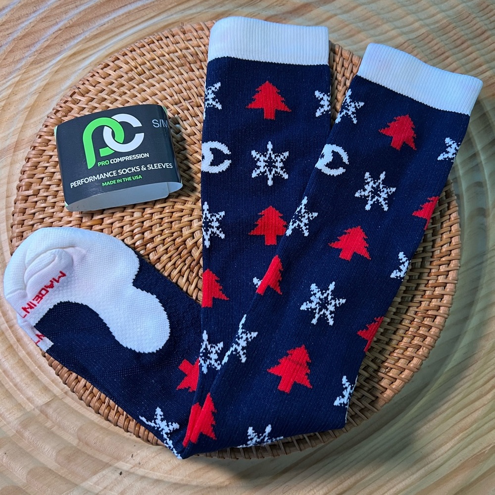 NWT- Procompression Holiday Socks- Unisex Size S/M